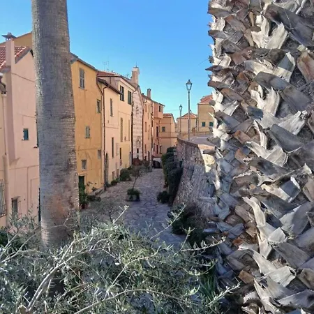Elegantes Historisches Mit Herrlichem By Interhome